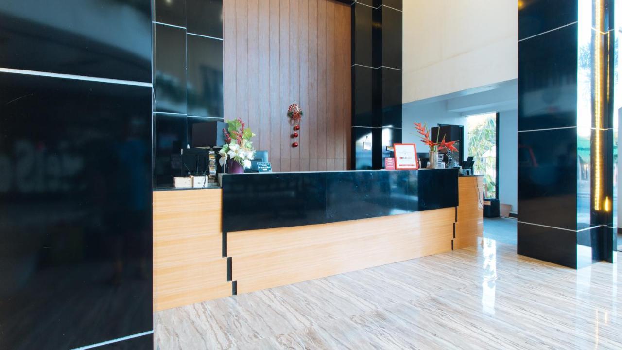 Reddoorz Plus @ Melsol Metro 비간 외부 사진