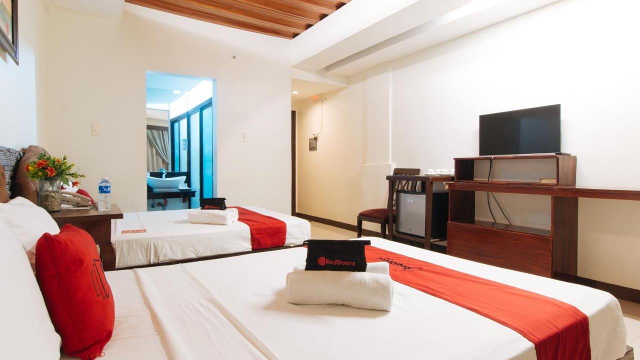 Reddoorz Plus @ Melsol Metro 비간 외부 사진